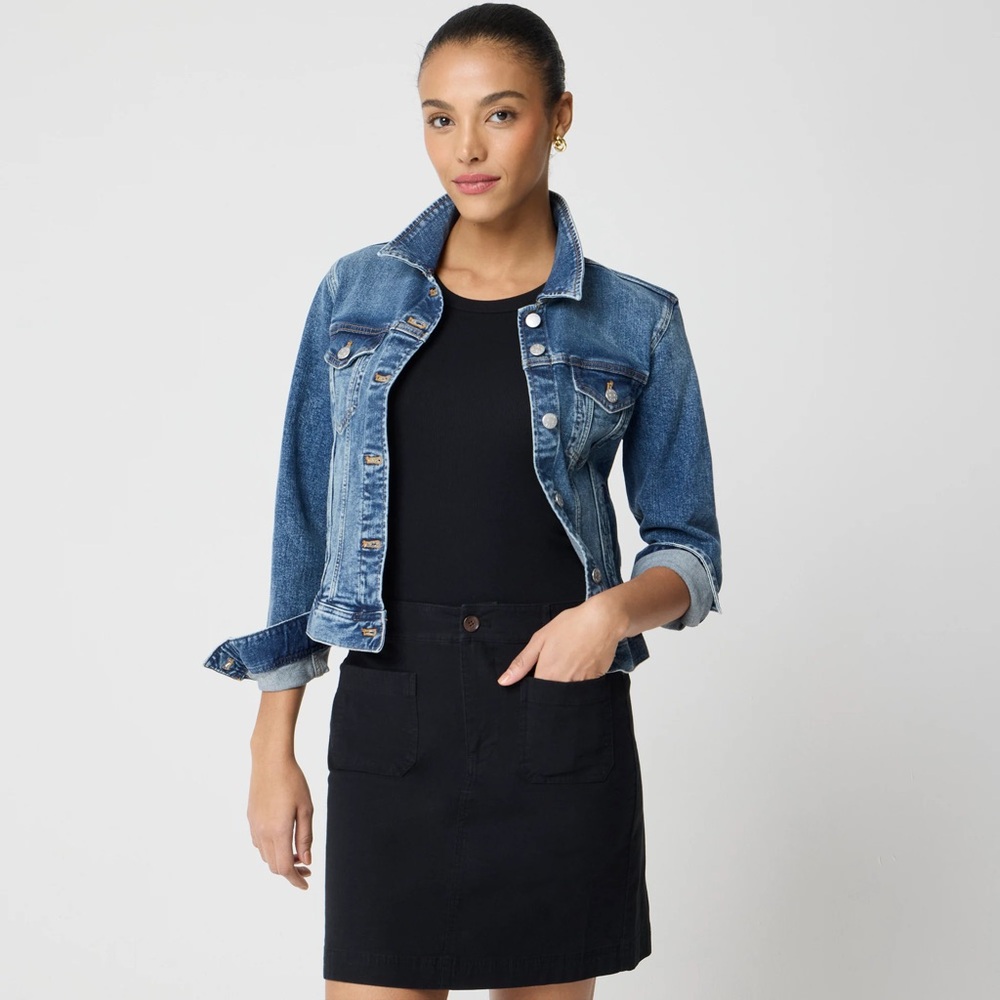 NWT J.Crew Factory NAVY Lizzie patch-pocket mini skirt